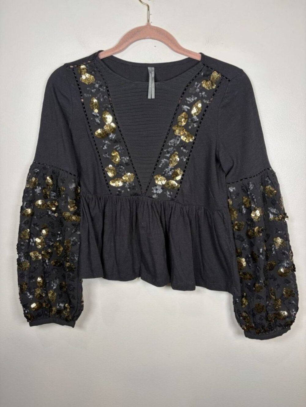 Anthropologie Neale Blouse Size XS Black Balloon Sleeve Sequins Peplum